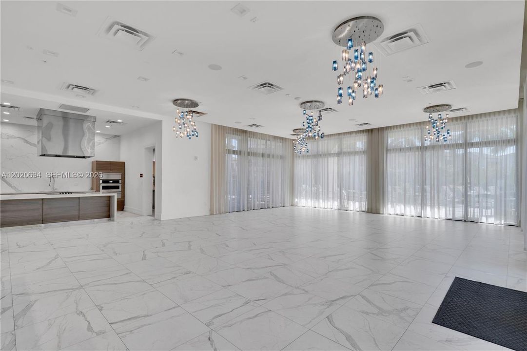 En Venta: $499,000 (3 camas, 2 baños, 1129 Pies cuadrados)