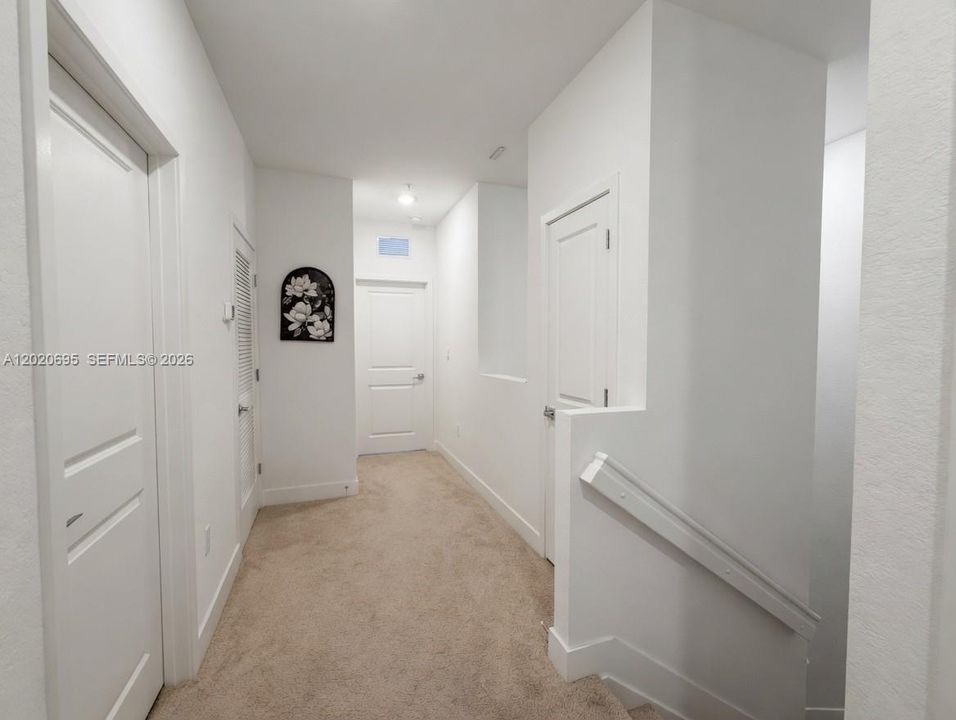 For Rent: $4,499 (4 beds, 3 baths, 1938 Square Feet)