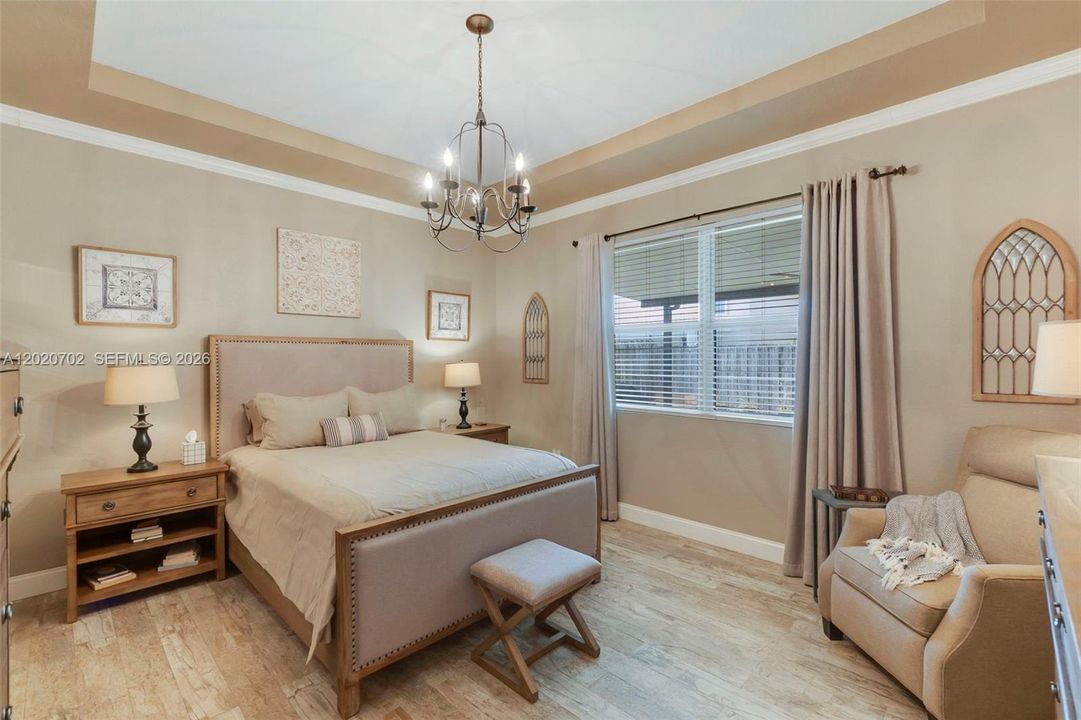 На продажу: $564,999 (3 спален, 2 ванн, 1684 Квадратных фут)