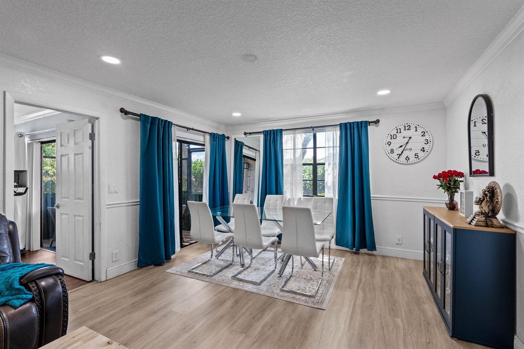 11-web-or-mls-A7406245