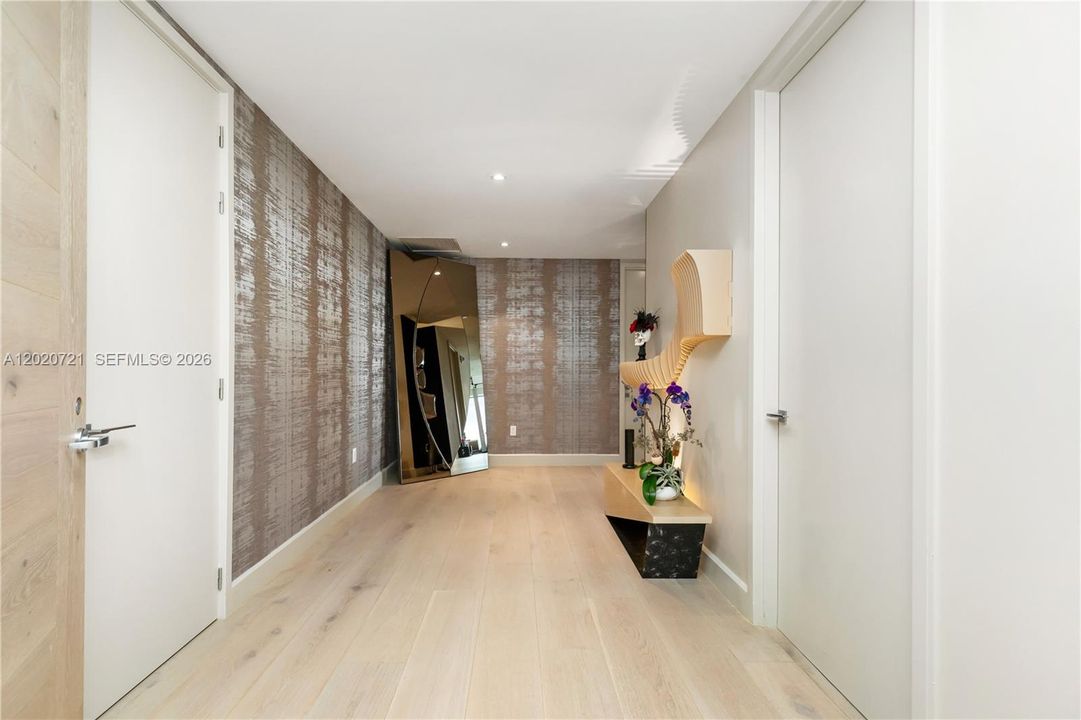 En Renta: $25,500 (4 camas, 4 baños, 2368 Pies cuadrados)