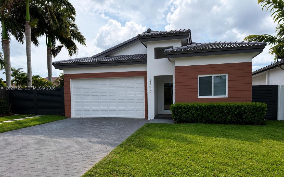 На продажу: $639,990 (4 спален, 2 ванн, 1555 Квадратных фут)