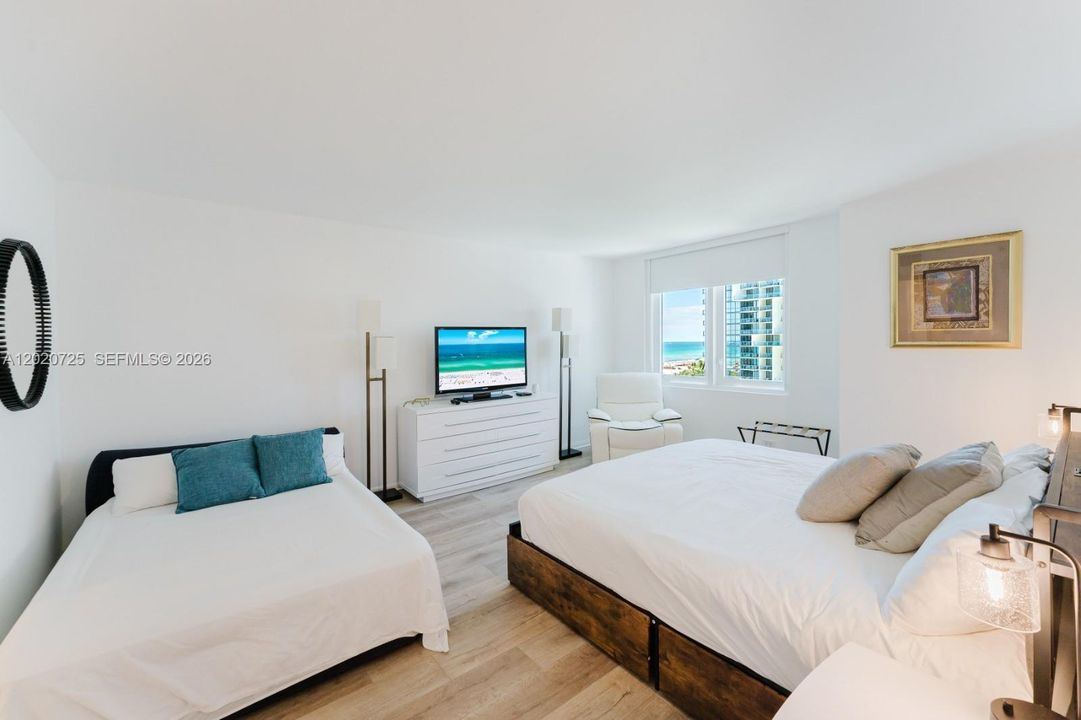 For Rent: $8,500 (1 beds, 1 baths, 880 Square Feet)