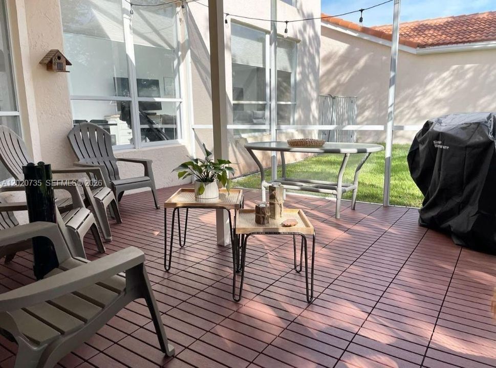 Active With Contract: $4,750 (3 beds, 2 baths, 2299 Square Feet)