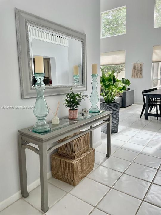 Active With Contract: $4,750 (3 beds, 2 baths, 2299 Square Feet)