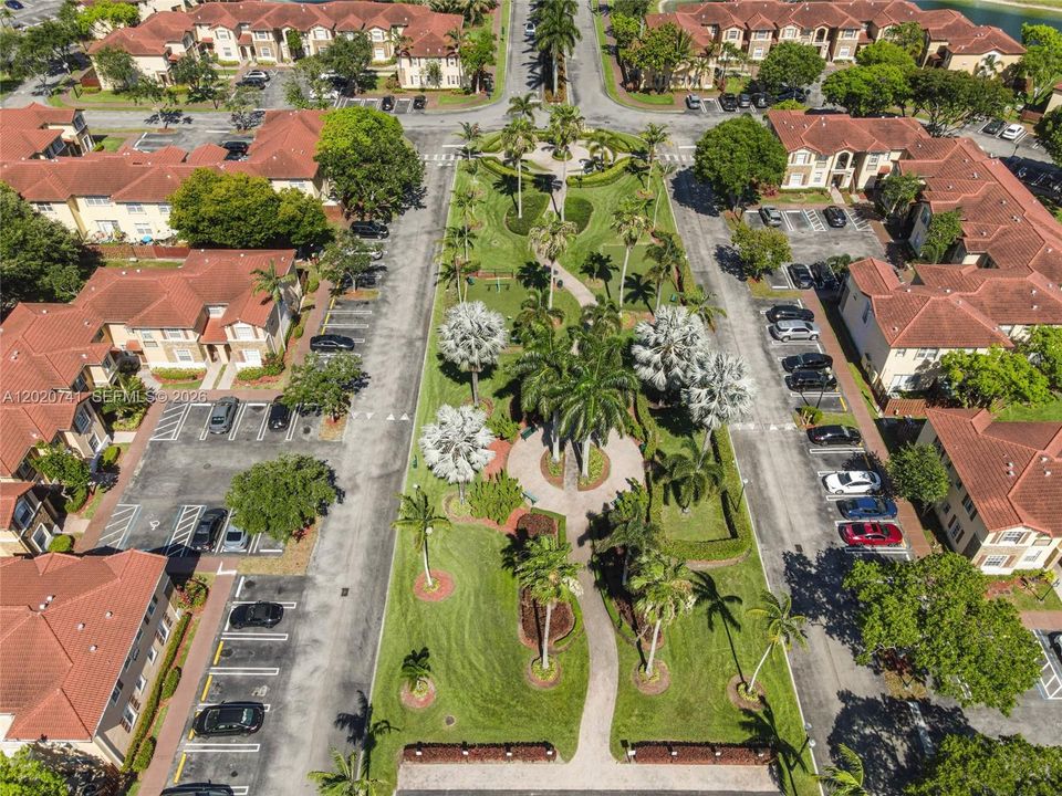 For Sale: $320,000 (3 beds, 2 baths, 1379 Square Feet)