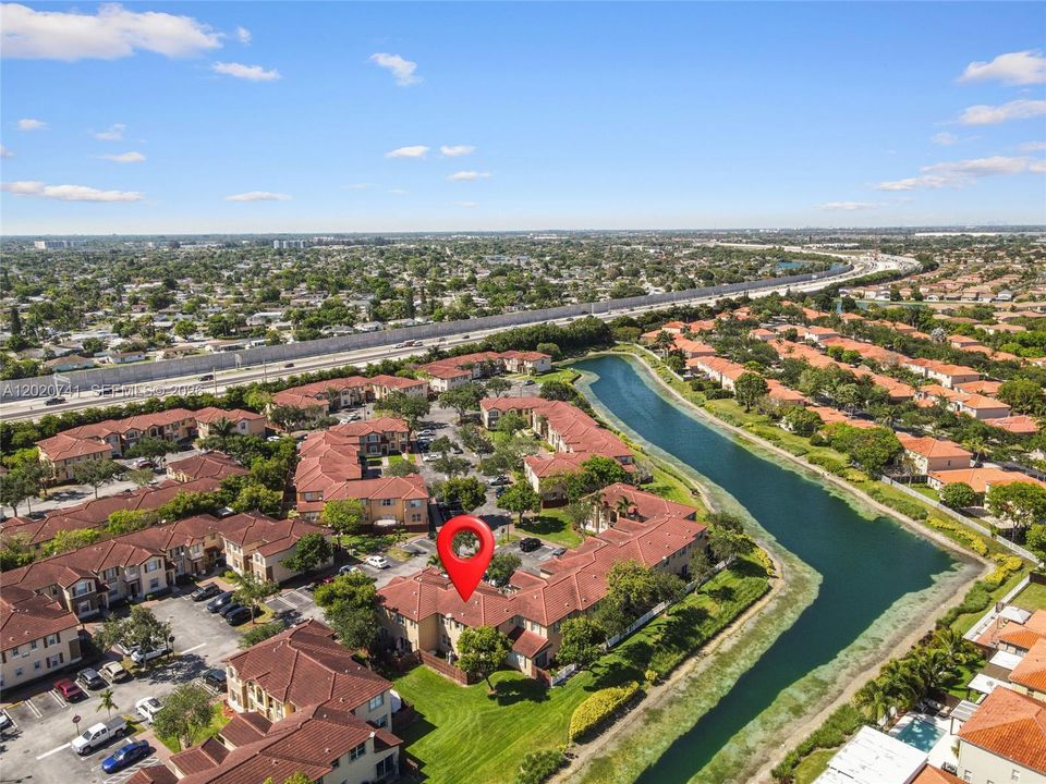For Sale: $320,000 (3 beds, 2 baths, 1379 Square Feet)