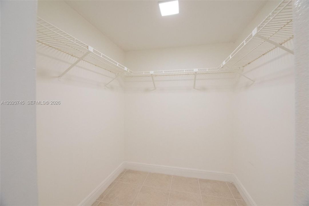 En Renta: $2,650 (2 camas, 2 baños, 1106 Pies cuadrados)