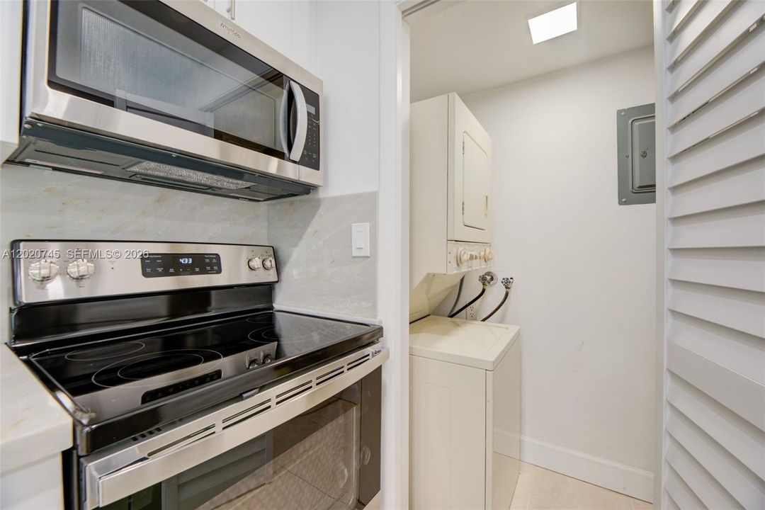 En Renta: $2,650 (2 camas, 2 baños, 1106 Pies cuadrados)
