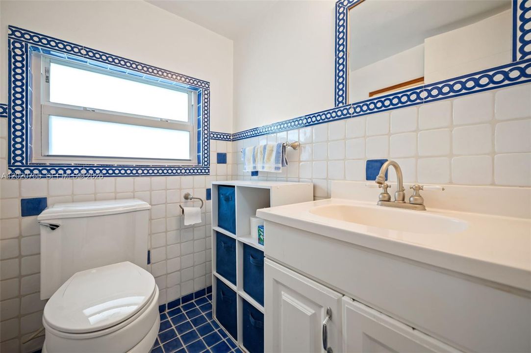 For Sale: $849,000 (3 beds, 2 baths, 2165 Square Feet)