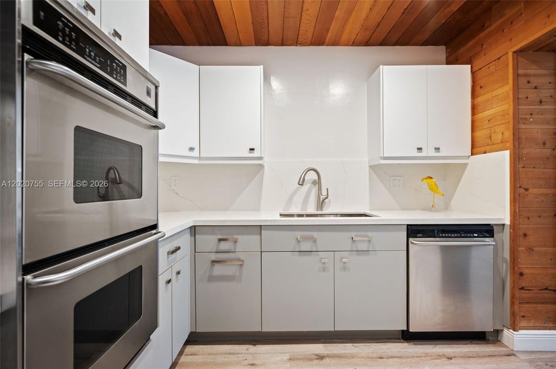 For Sale: $849,000 (3 beds, 2 baths, 2165 Square Feet)