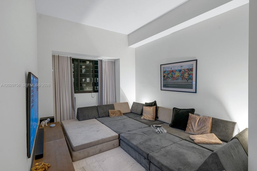 For Rent: $11,900 (4 beds, 4 baths, 1871 Square Feet)