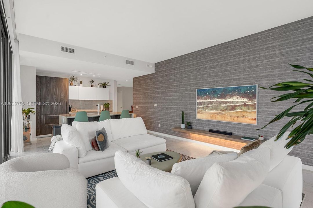 For Rent: $11,900 (4 beds, 4 baths, 1871 Square Feet)