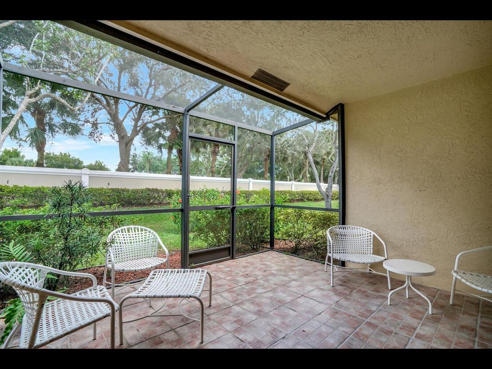 Screened in Patio