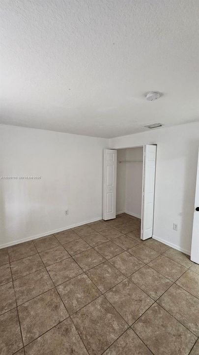 Active With Contract: $2,300 (3 beds, 2 baths, 1253 Square Feet)