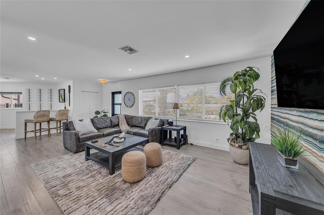 Open floor living area