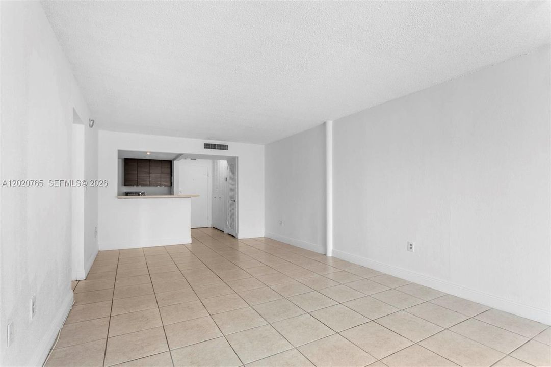 Living/Dining Area