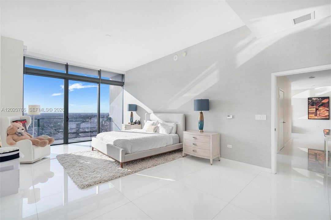 En Renta: $29,000 (4 camas, 4 baños, 3626 Pies cuadrados)