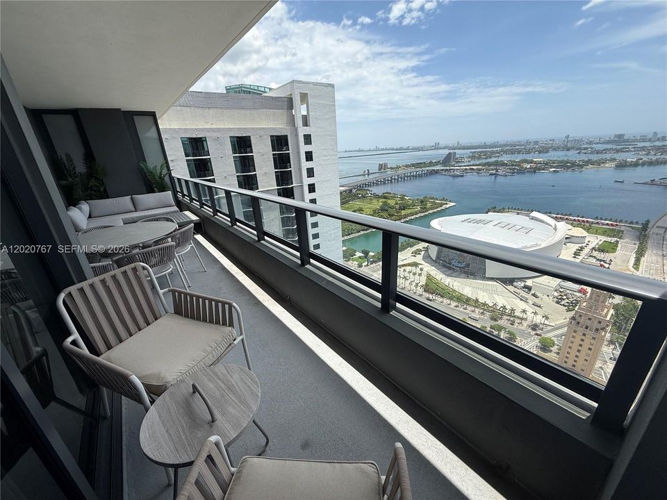 En Venta: $1,700,000 (3 camas, 2 baños, 1230 Pies cuadrados)