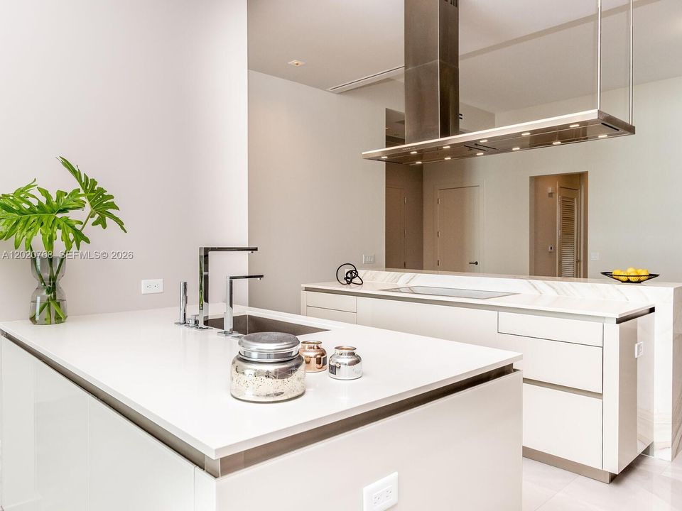 For Sale: $5,700,000 (3 beds, 4 baths, 0 Square Feet)