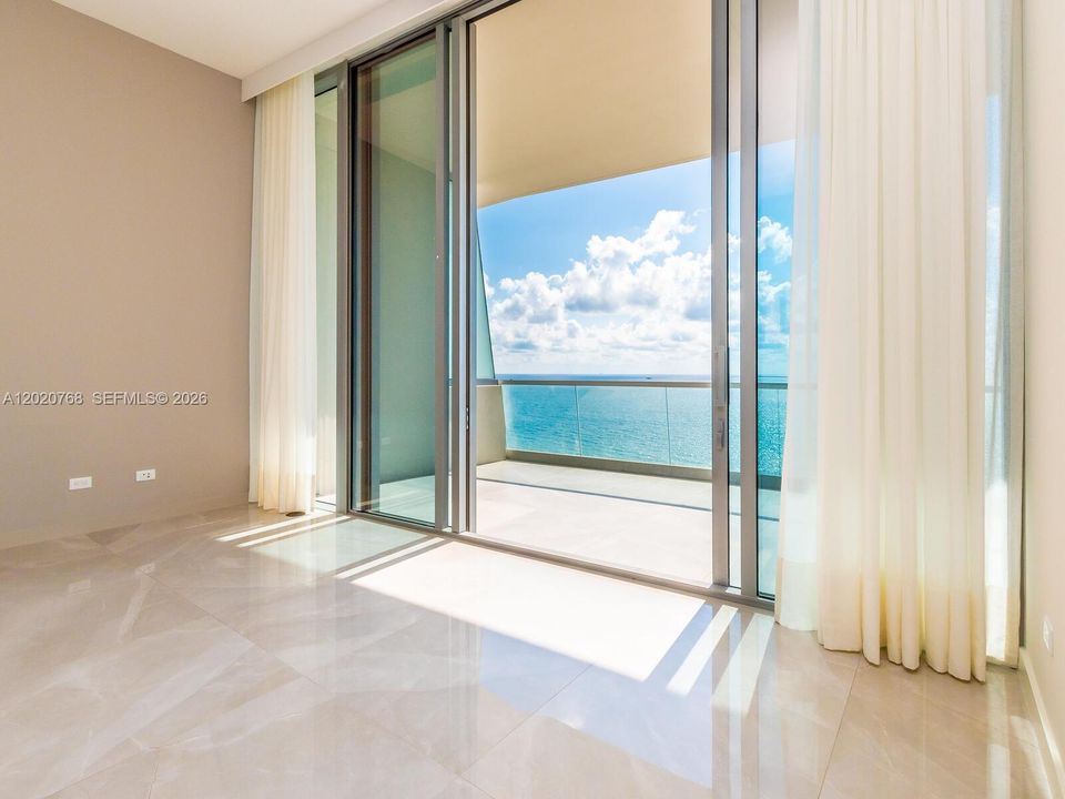 For Sale: $5,700,000 (3 beds, 4 baths, 0 Square Feet)