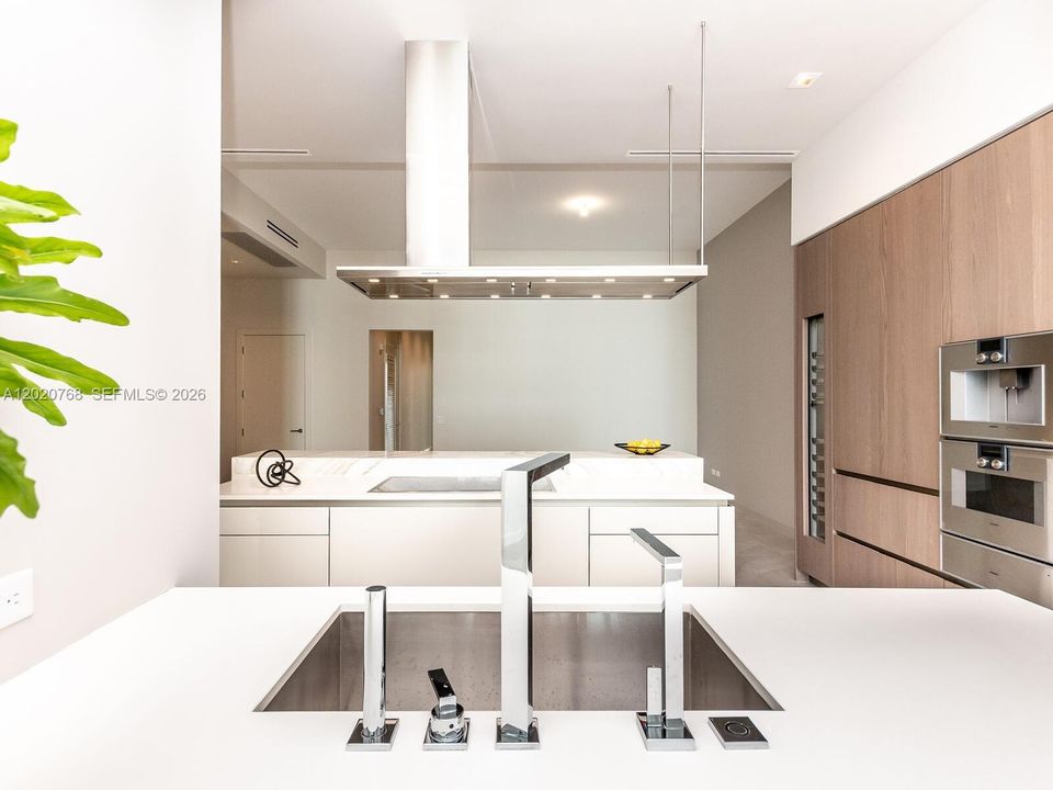 For Sale: $5,700,000 (3 beds, 4 baths, 0 Square Feet)