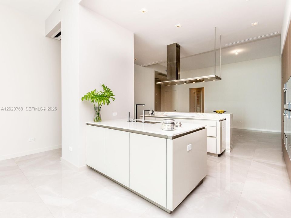 For Sale: $5,700,000 (3 beds, 4 baths, 0 Square Feet)