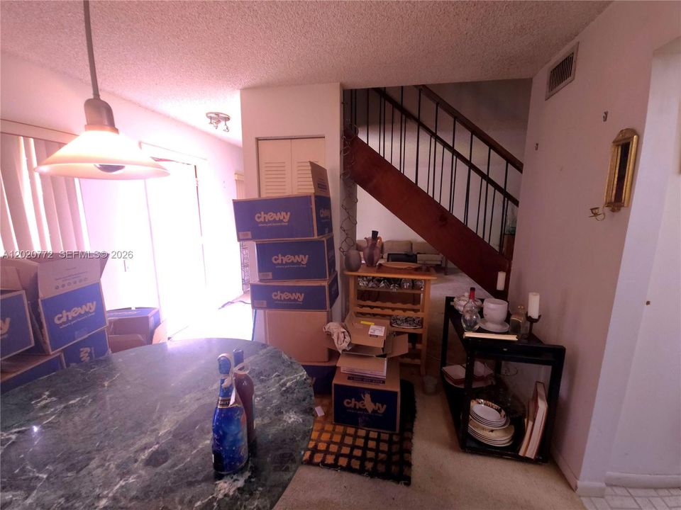 For Sale: $299,999 (2 beds, 2 baths, 1430 Square Feet)