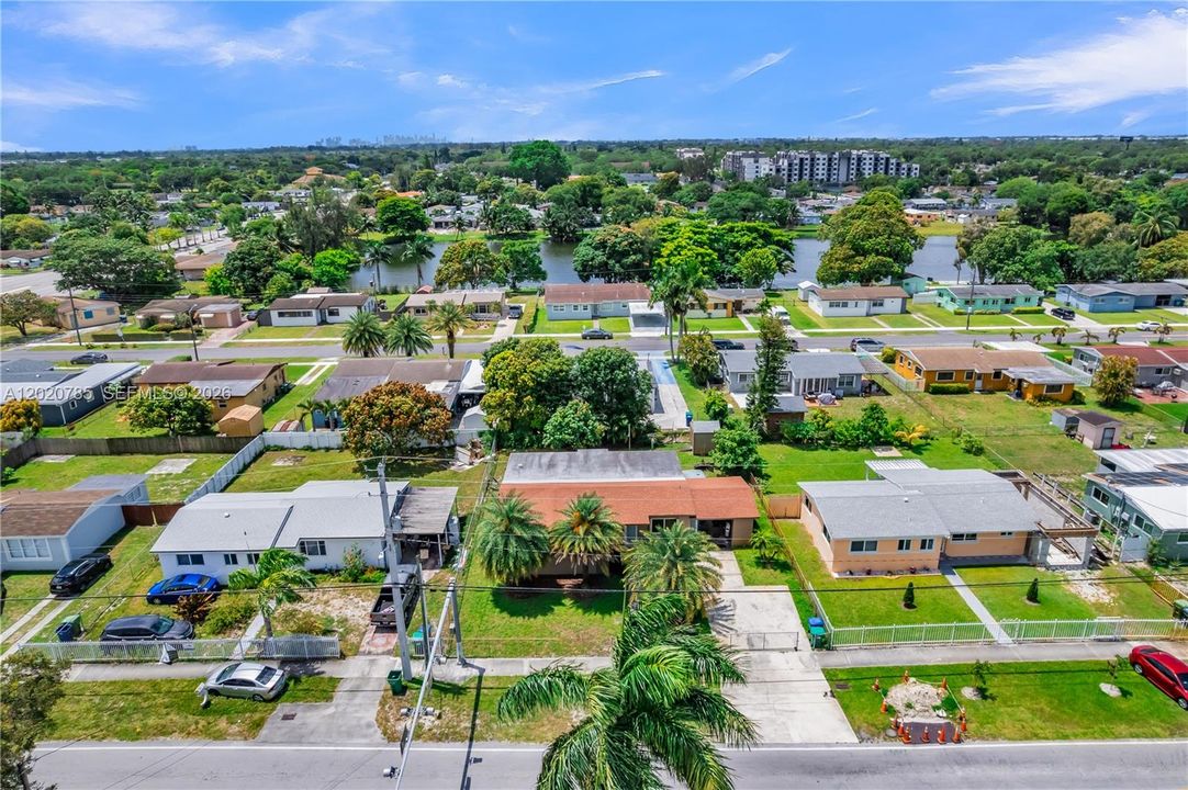 For Sale: $599,000 (5 beds, 2 baths, 1940 Square Feet)