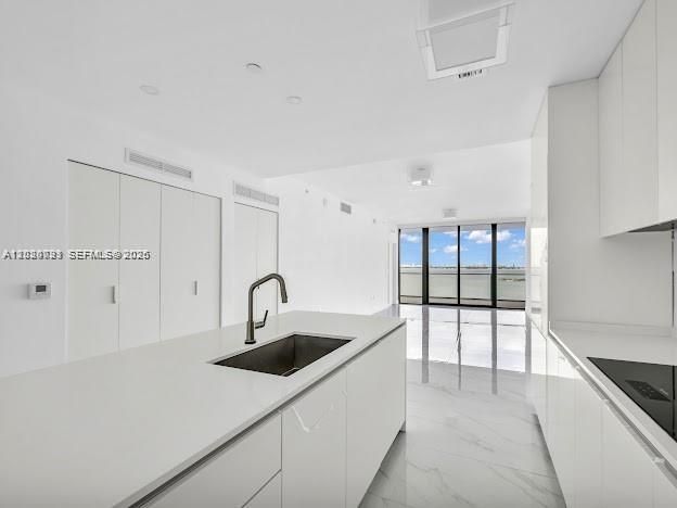 Active With Contract: $8,950 (2 beds, 3 baths, 0 Square Feet)