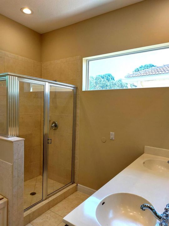 Tranquility upper level primary bathroo