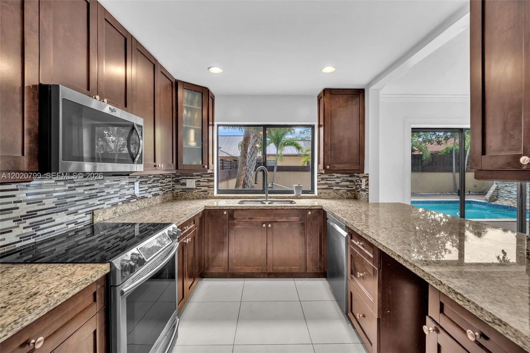 For Sale: $650,000 (3 beds, 2 baths, 2149 Square Feet)
