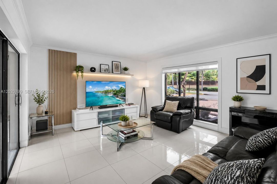 For Sale: $650,000 (3 beds, 2 baths, 2149 Square Feet)