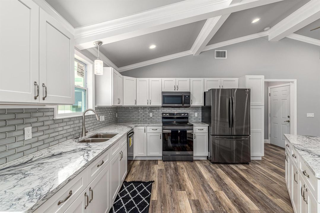 10600 SE Gomez Ave, Hobe Sound, FL 33455