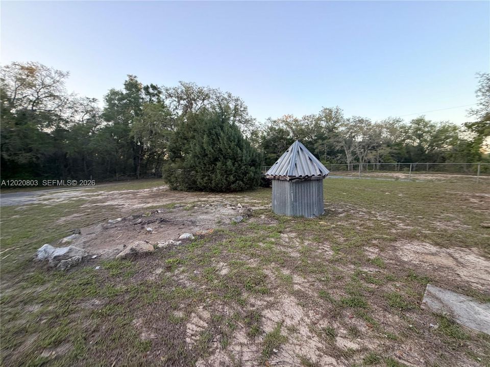 En Venta: $225,000 (4 camas, 2 baños, 1849 Pies cuadrados)