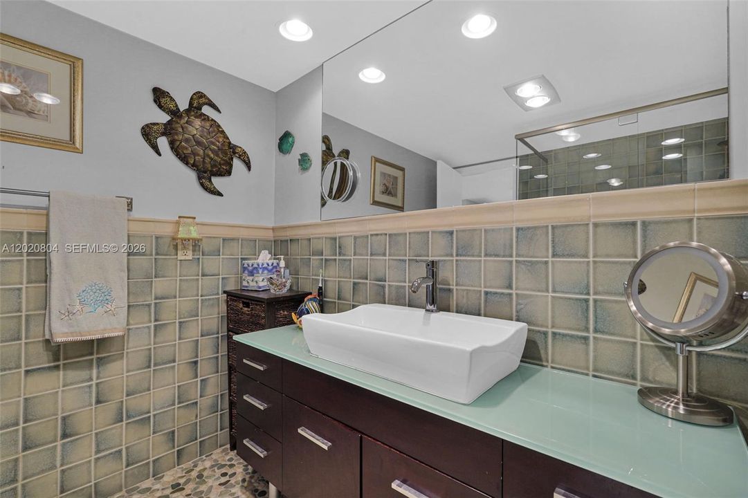 For Sale: $795,000 (2 beds, 2 baths, 1497 Square Feet)