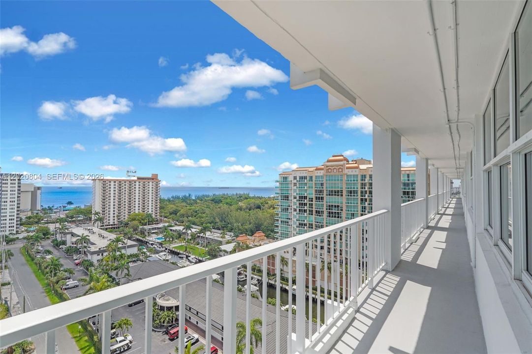 For Sale: $795,000 (2 beds, 2 baths, 1497 Square Feet)