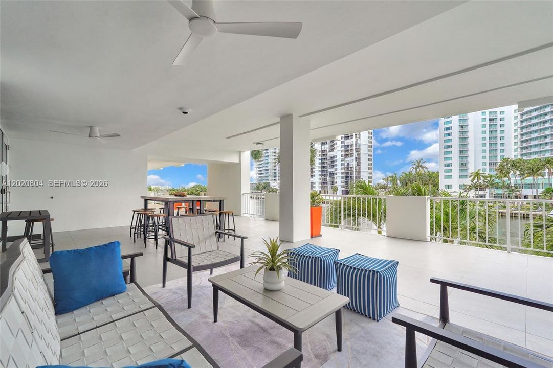 For Sale: $795,000 (2 beds, 2 baths, 1497 Square Feet)