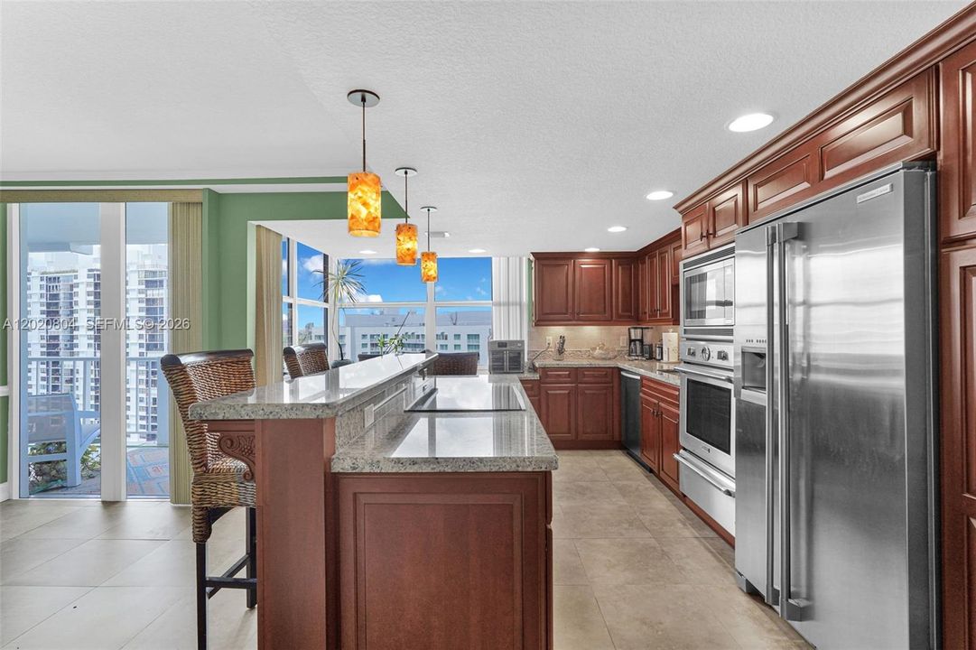For Sale: $795,000 (2 beds, 2 baths, 1497 Square Feet)