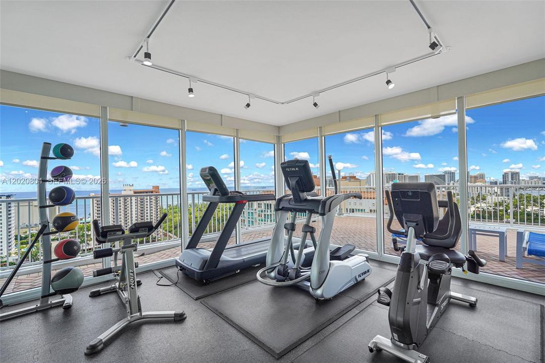 For Sale: $795,000 (2 beds, 2 baths, 1497 Square Feet)