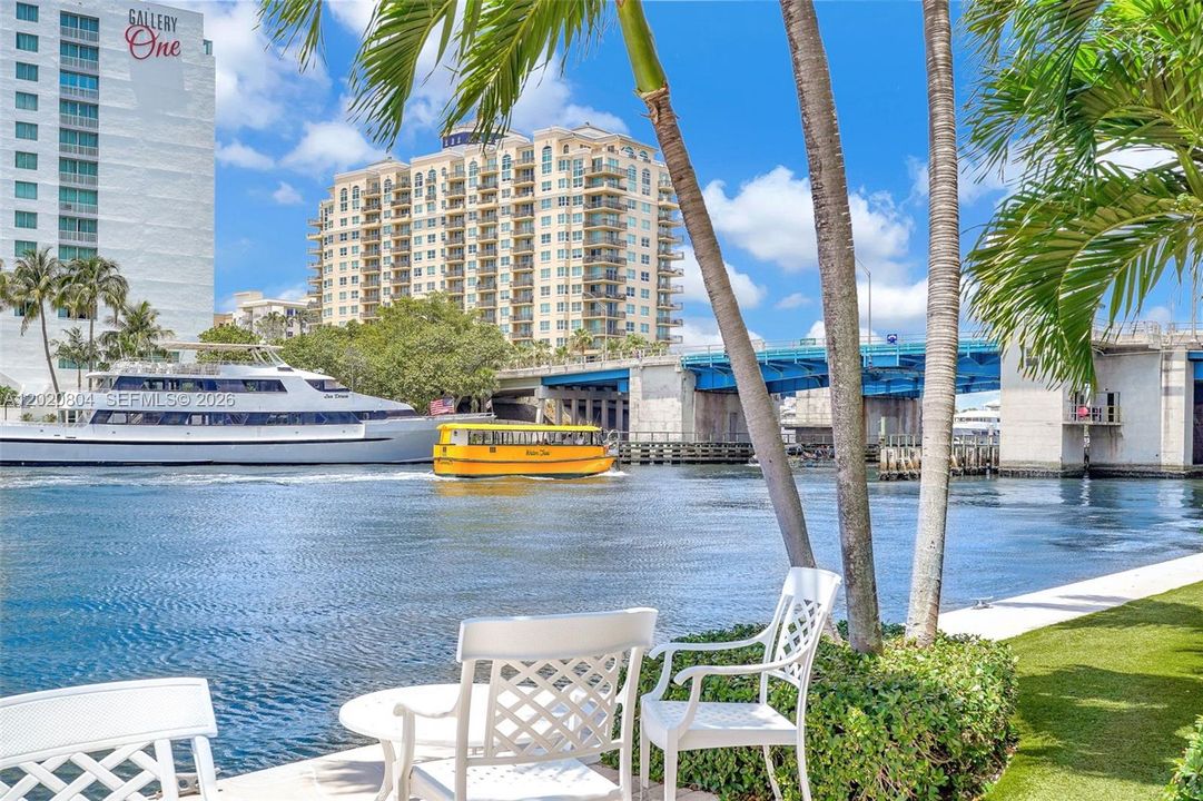 For Sale: $795,000 (2 beds, 2 baths, 1497 Square Feet)