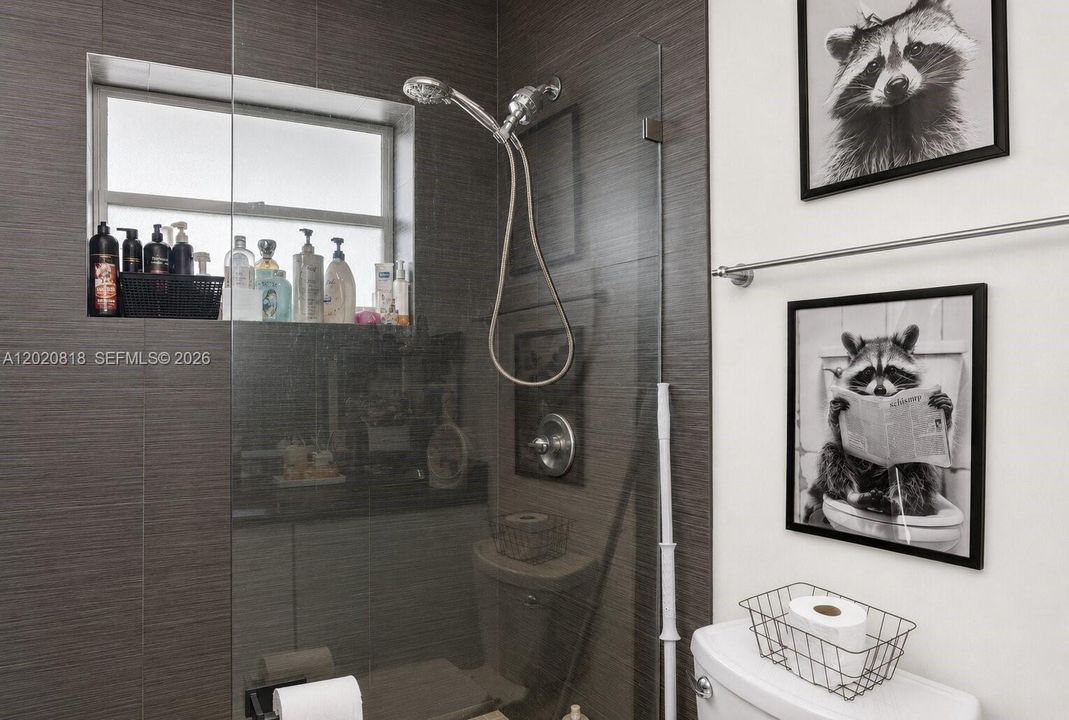 For Sale: $240,000 (0 beds, 1 baths, 445 Square Feet)