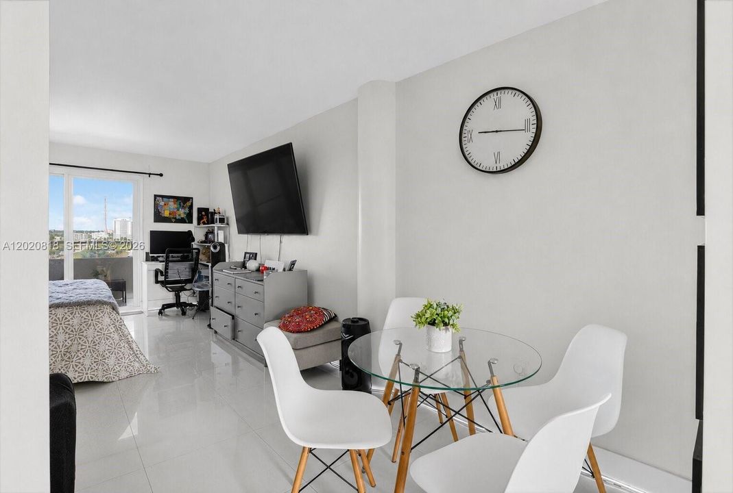 For Sale: $240,000 (0 beds, 1 baths, 445 Square Feet)