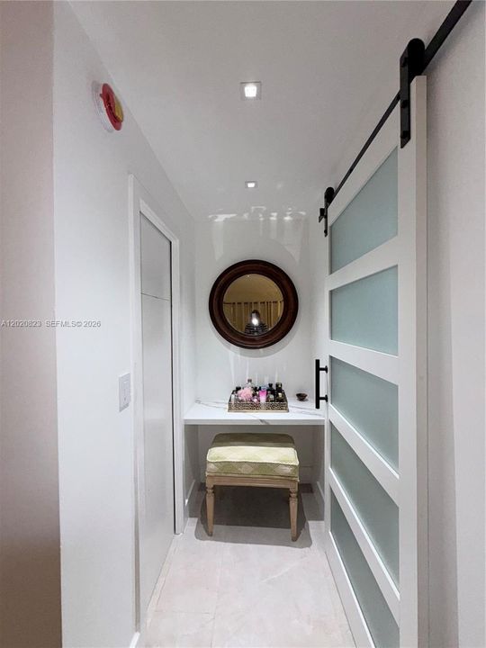For Sale: $319,000 (2 beds, 2 baths, 1064 Square Feet)
