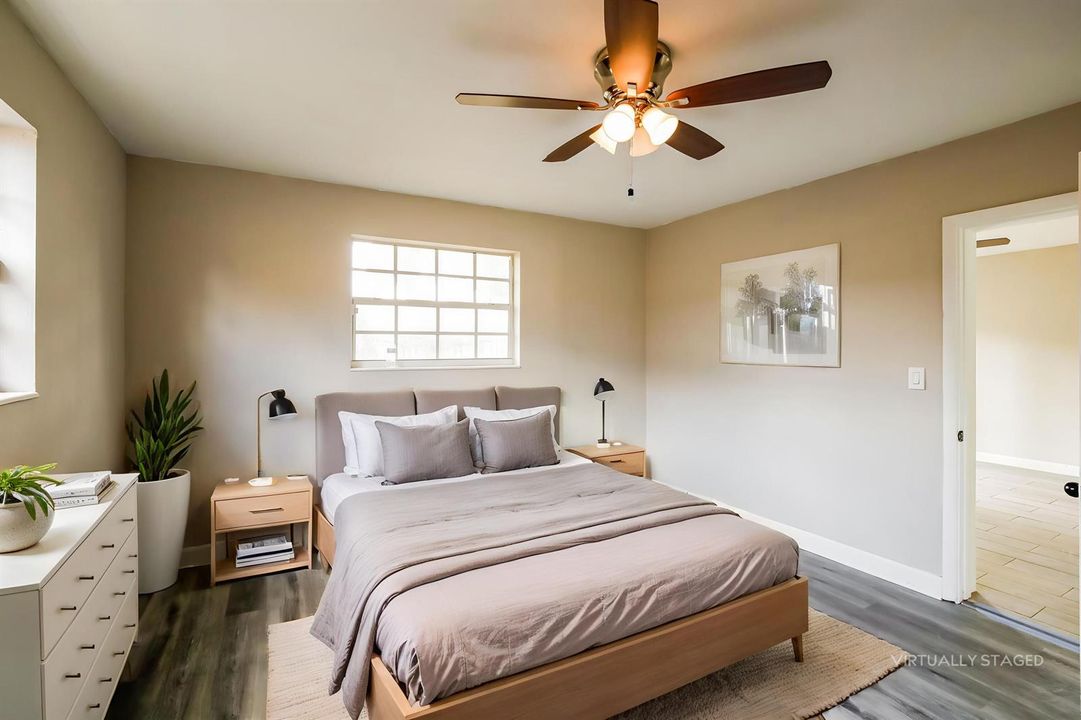 11-photo-VS---Main-Bedroom-5c53adf2-7d35