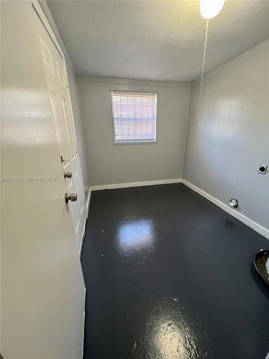 For Sale: $134,900 (3 beds, 1 baths, 828 Square Feet)