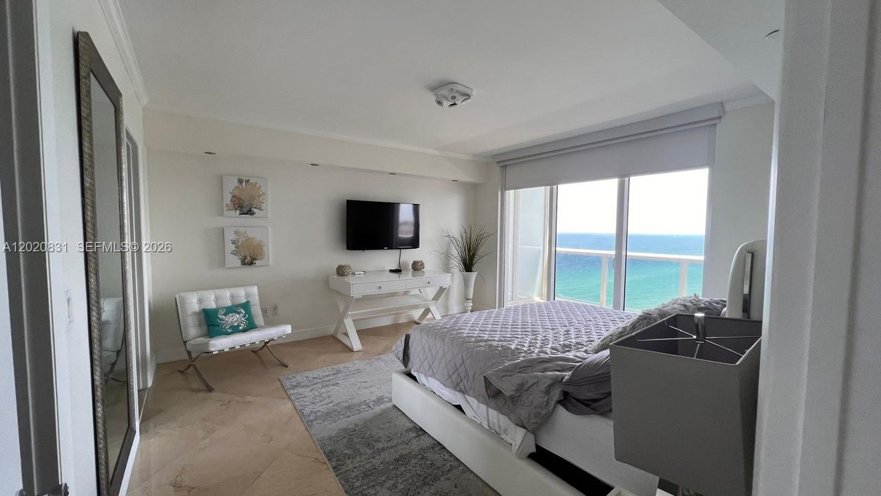 For Rent: $8,500 (3 beds, 3 baths, 1675 Square Feet)
