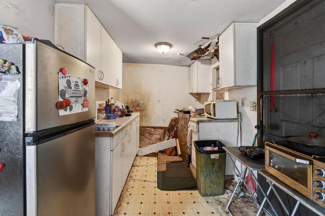 6761PalmGardenSt(11)