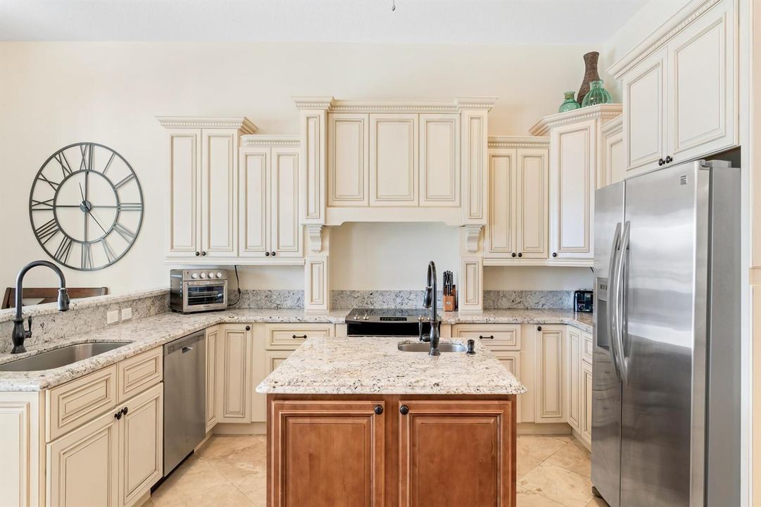 Kitchen Fully-Equipped