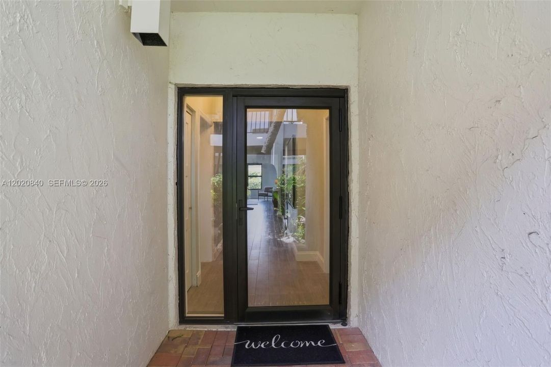 For Sale: $579,000 (2 beds, 2 baths, 1449 Square Feet)
